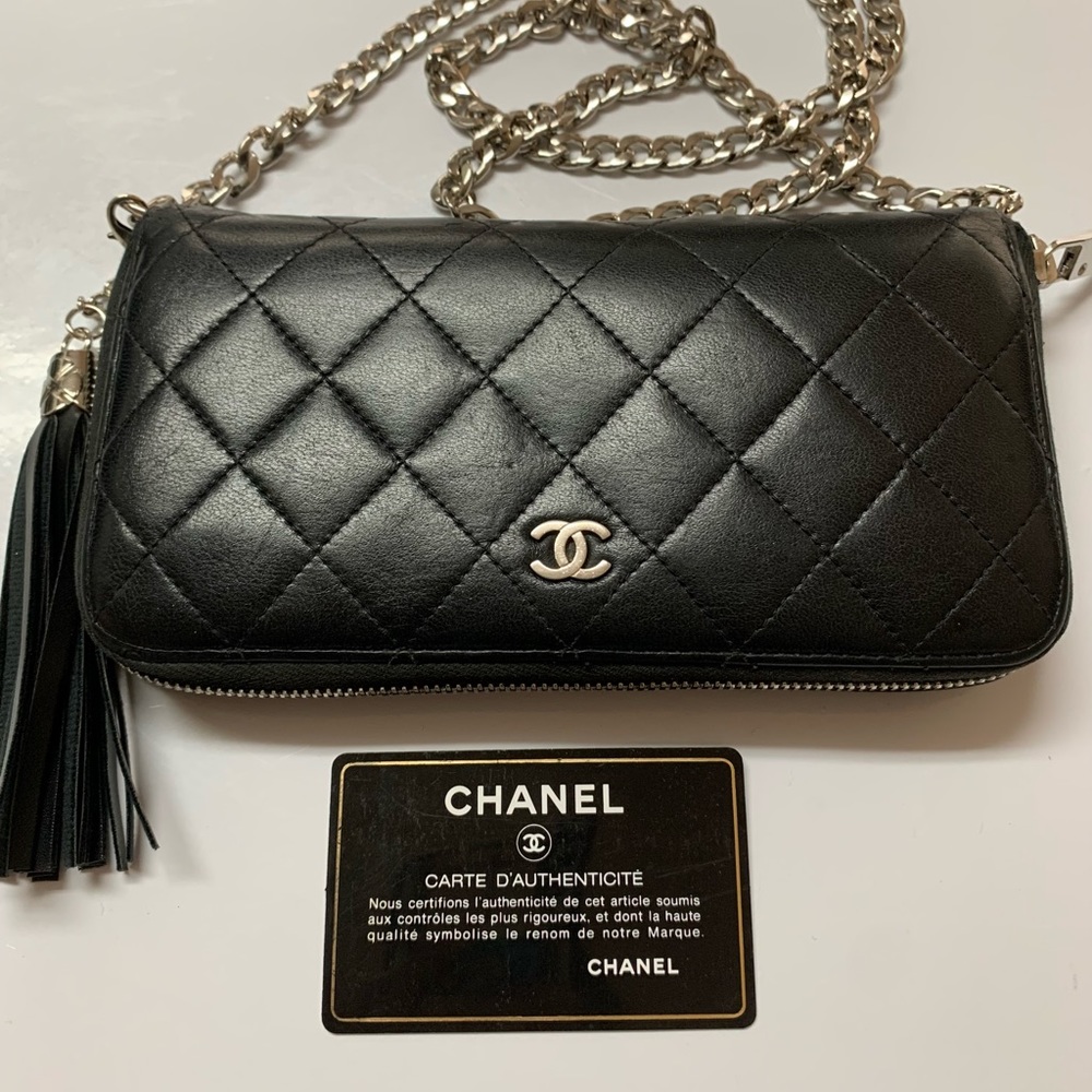 Chanel Black Leather Zipper Wallet on Chain Authentic